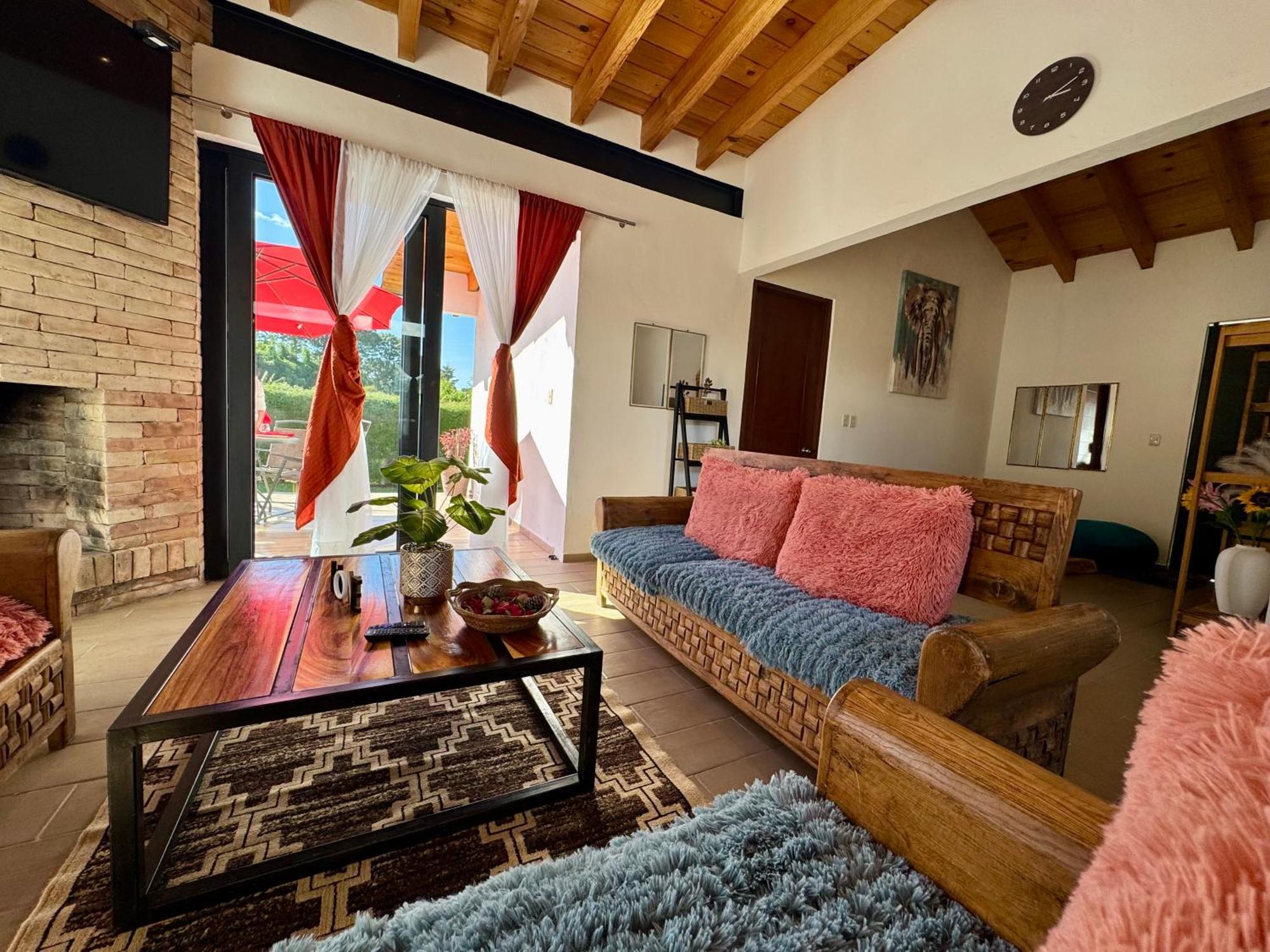 Encino House Hotel Boutique Valle de Bravo Exteriör bild
