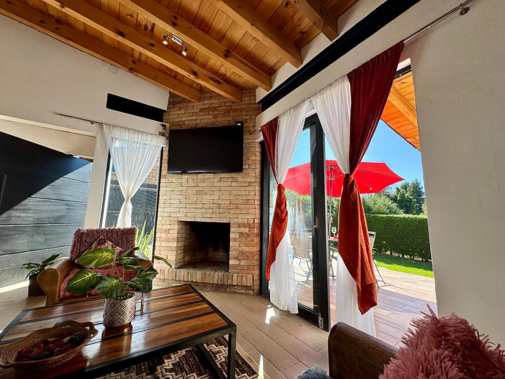 Encino House Hotel Boutique Valle de Bravo Exteriör bild