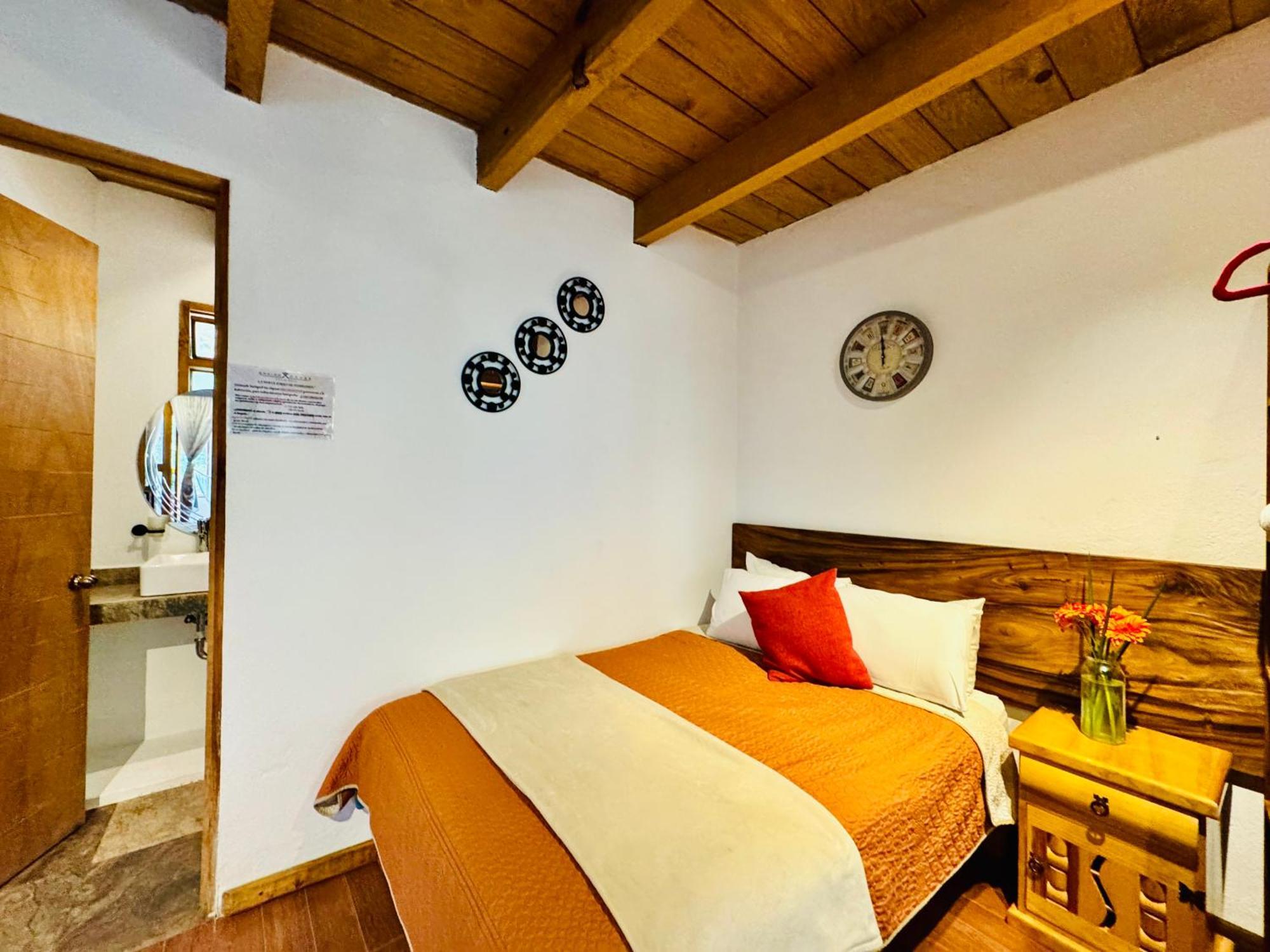 Encino House Hotel Boutique Valle de Bravo Exteriör bild